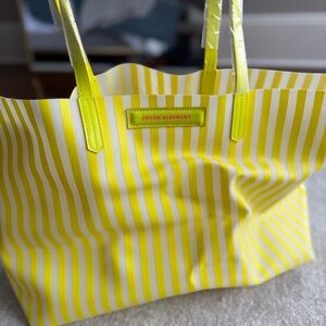 Drunk Elephant Beach Tote